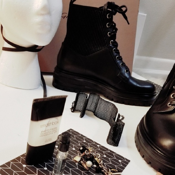 SOLD ❌Gianvito Rossi's Martis combat boots - Picture 2 of 5